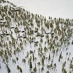 Moekki Jerisjaerven Rannalla